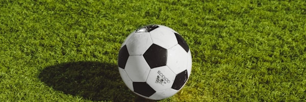 法国队姆巴佩带球突破的球迷讨论头像